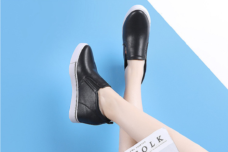 Giày slip on độn 7p da cao cấp siêu mềm SLO853903T