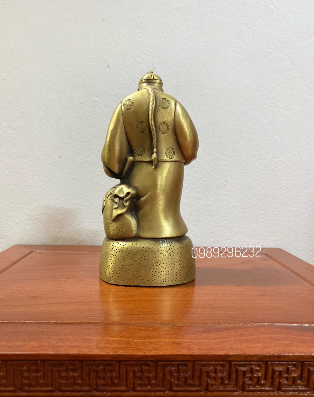Tượng ông quản gia quản tài bằng đồng thau phong thủy cao 21cm