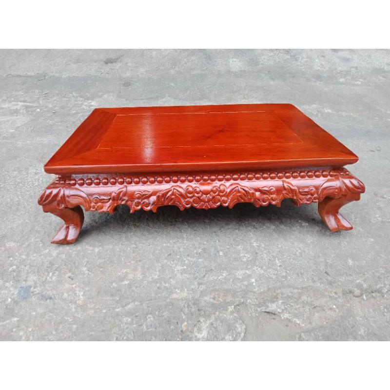 Kỉ chân quỳ gỗ hương ta 20x30x12cm