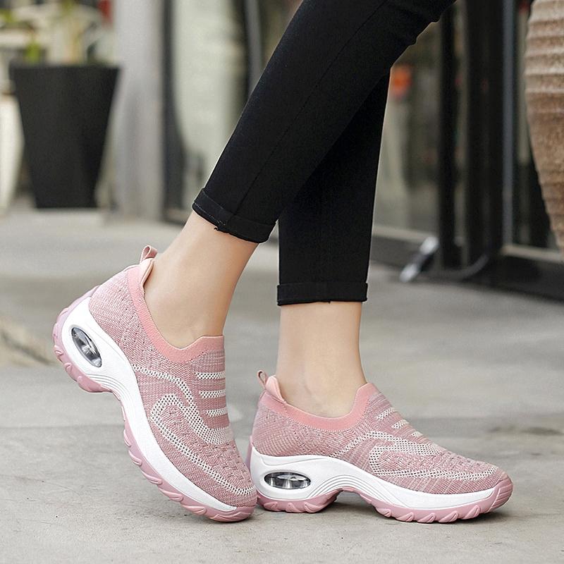 2020 Fashion women outdoor soft running sneakers casual sport shoes