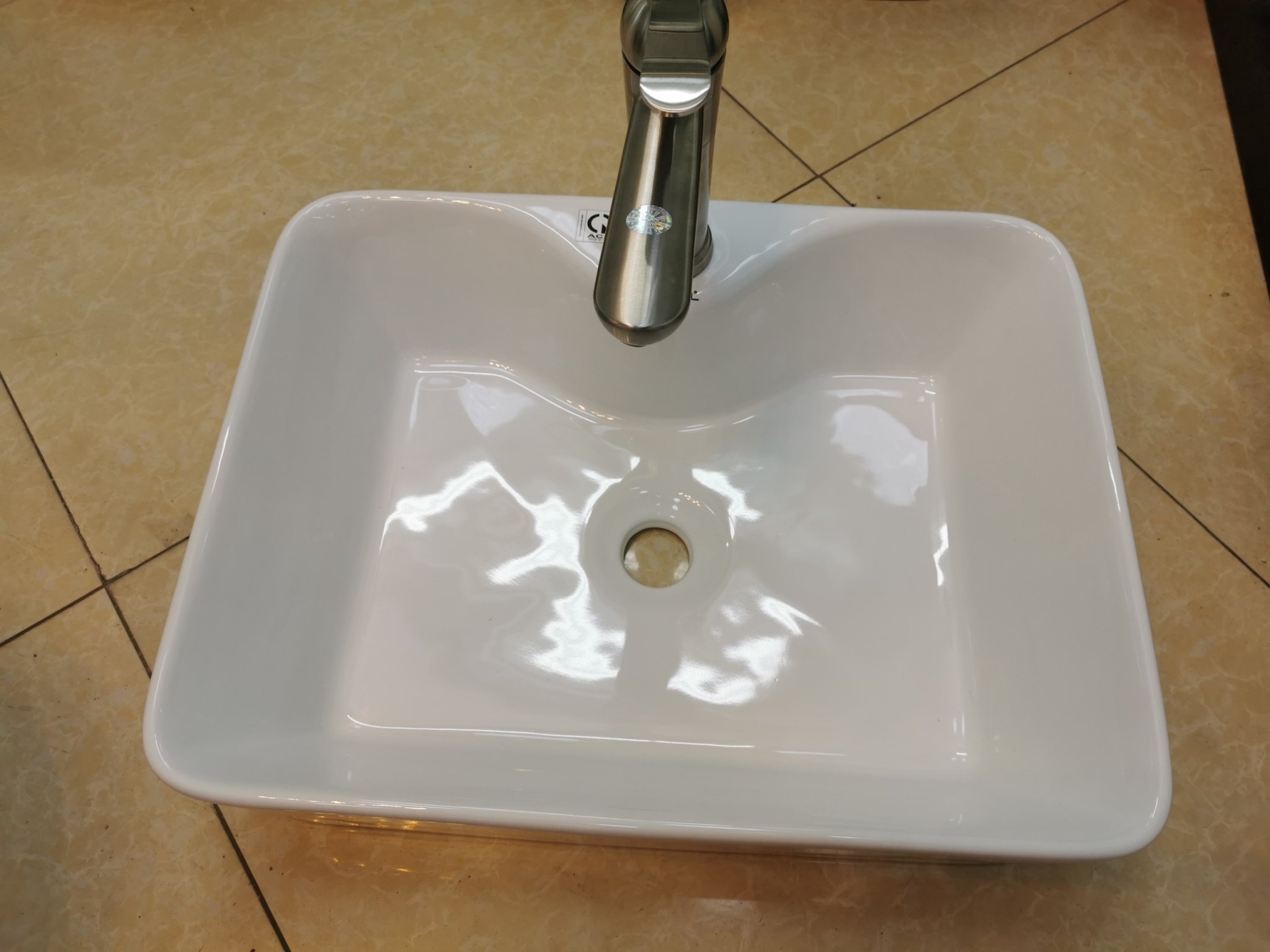 CHẬU LAVABO ĐẶT BÀN ĐÁ MEN NANO TRẮNG SÁNG