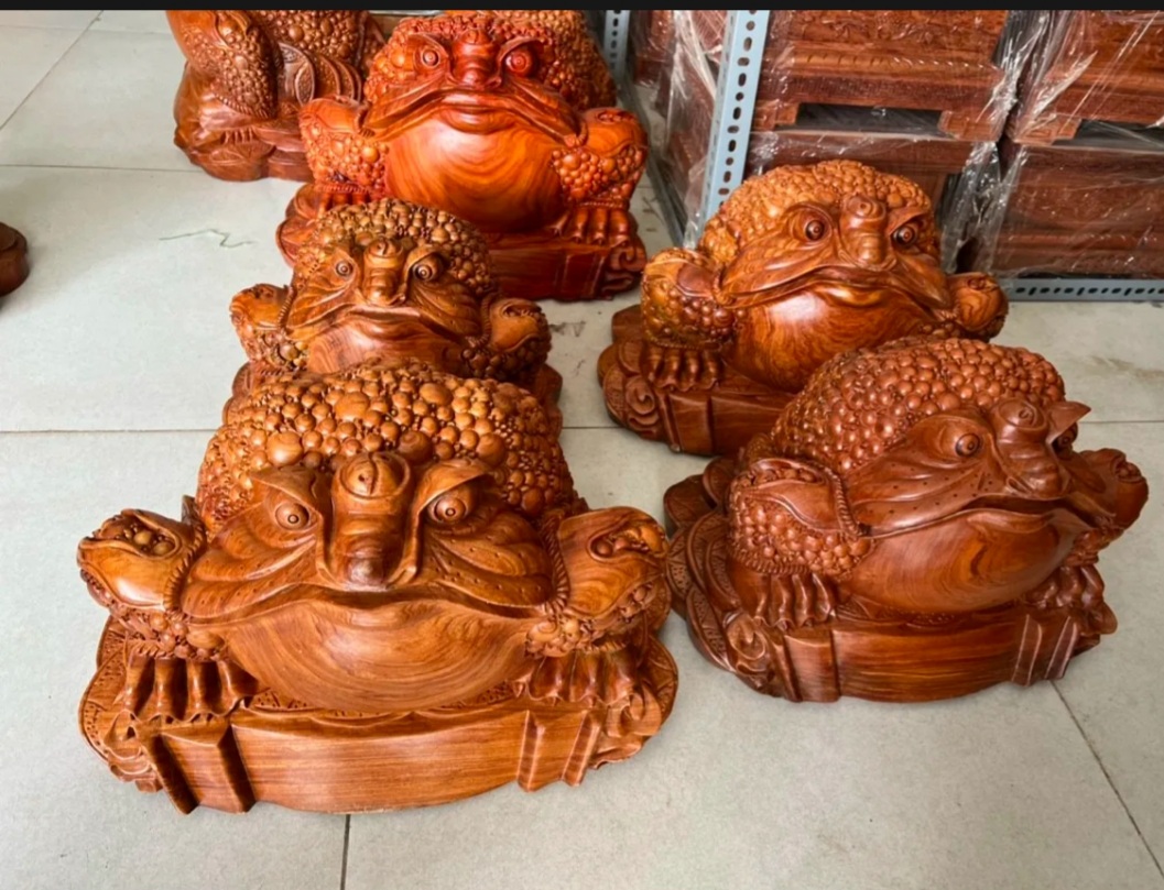 Tượng gỗ phong thuỷ-Tượng con cóc thiềm thừ gỗ hương nguyên khối ngang 45 cm loại 1