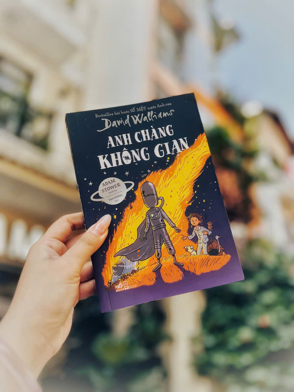 Sách - Anh chàng không gian (David Walliams) (Nhã Nam HCM)