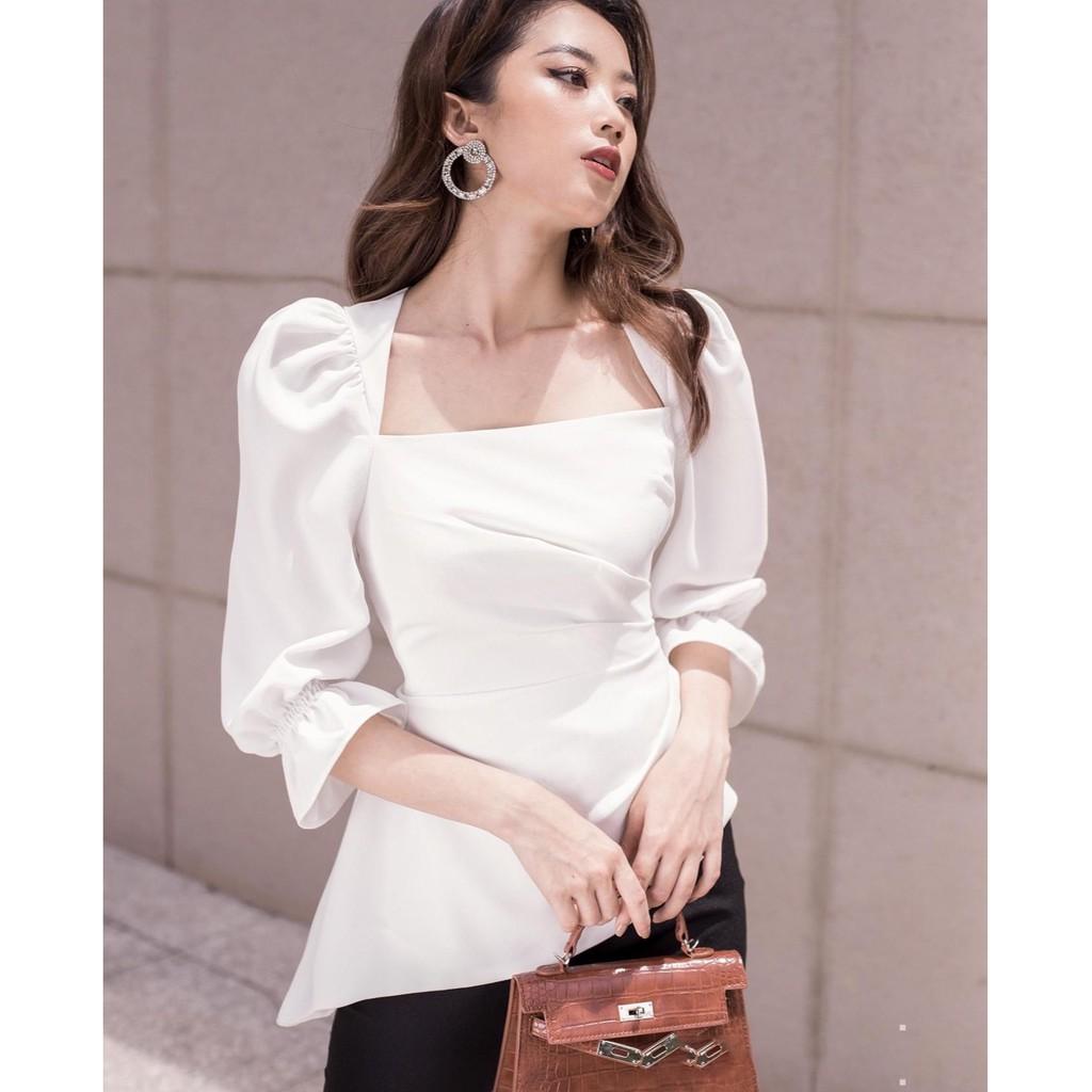 Áo cổ vuông lệch tà