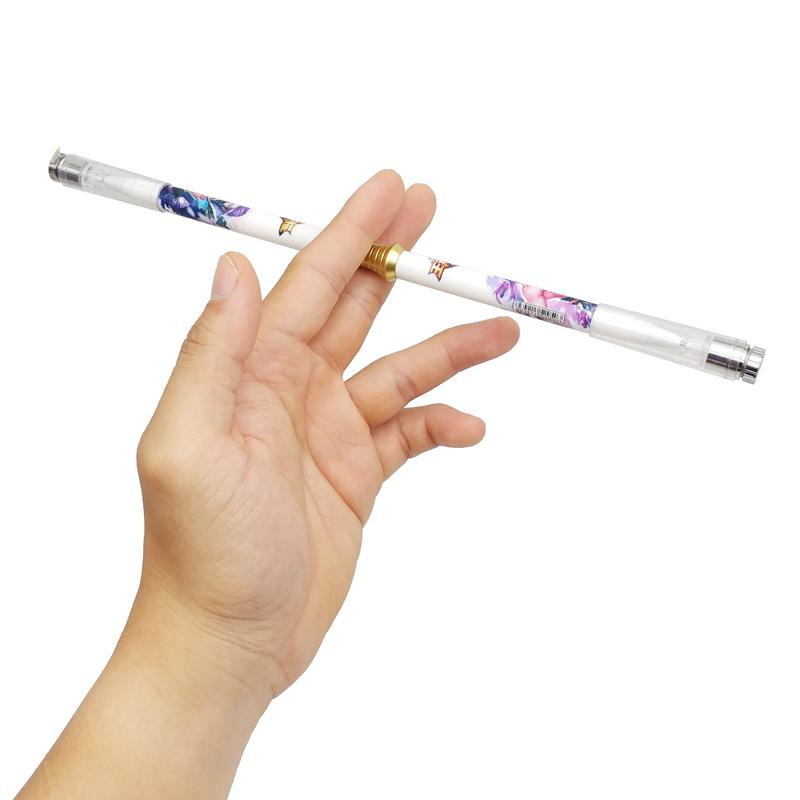 Bút Xoay Có Đèn Có Nam Châm BB018 (Mẫu Thân Bút Giao Ngẫu Nhiên)