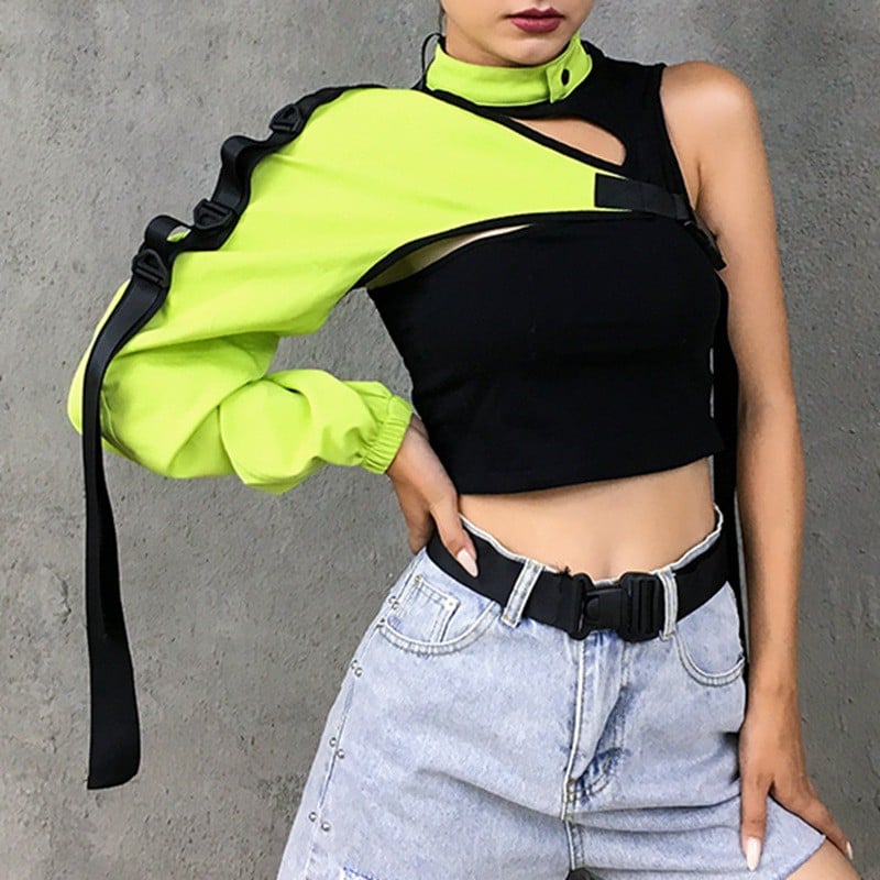 Cánh tay rời phối áo Xanh Neon