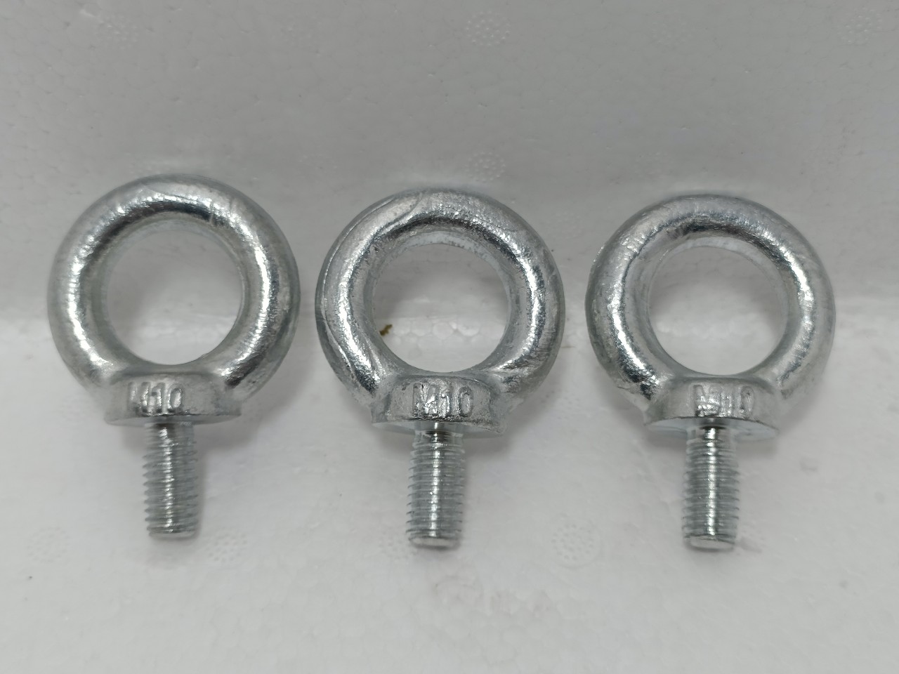 Tai cẩu thép, bulong tròn