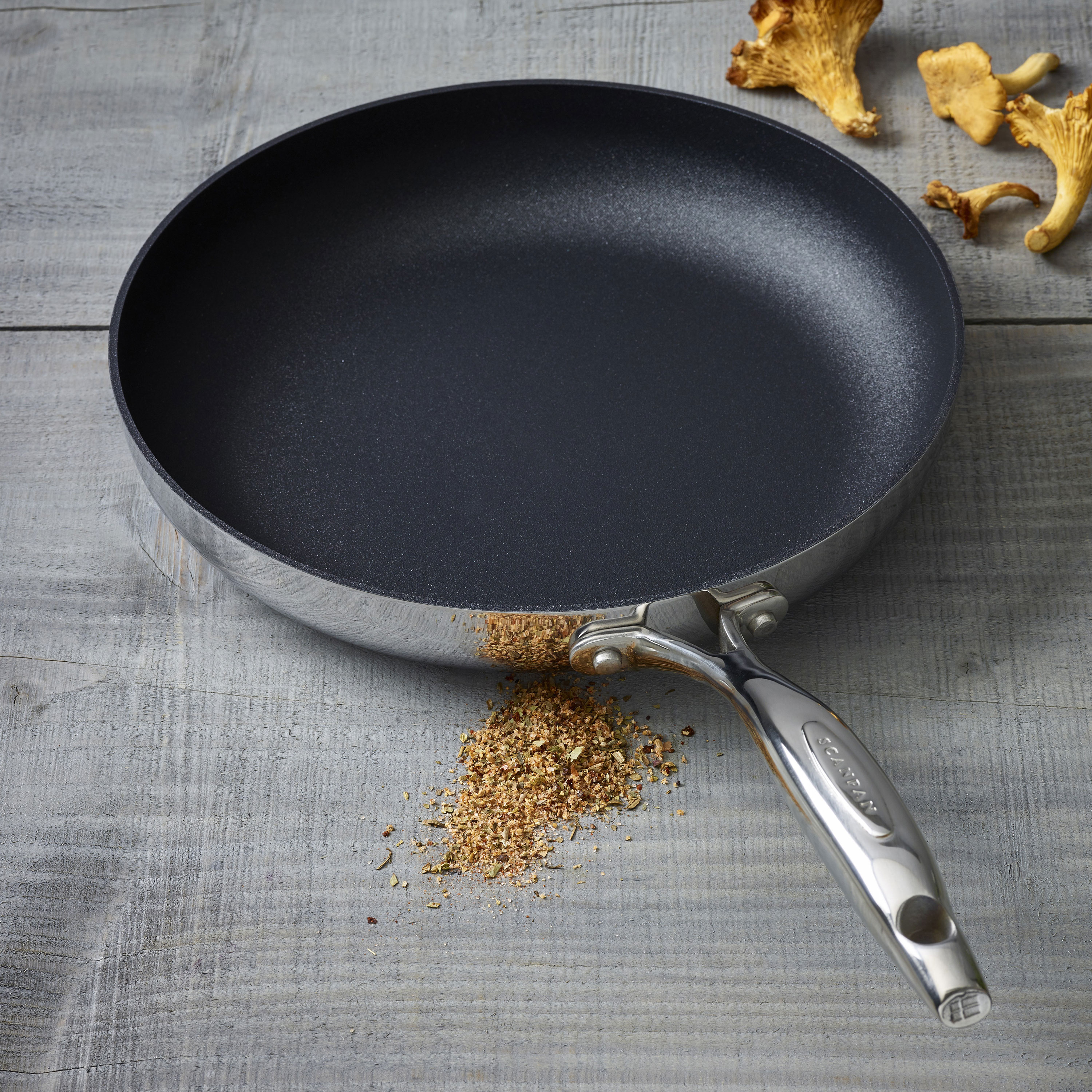 Chảo chống dính đáy từ Scanpan HaptiQ 24cm 6001002400, sản xuất tại Đan Mạch, bảo hành chống dính 3 năm