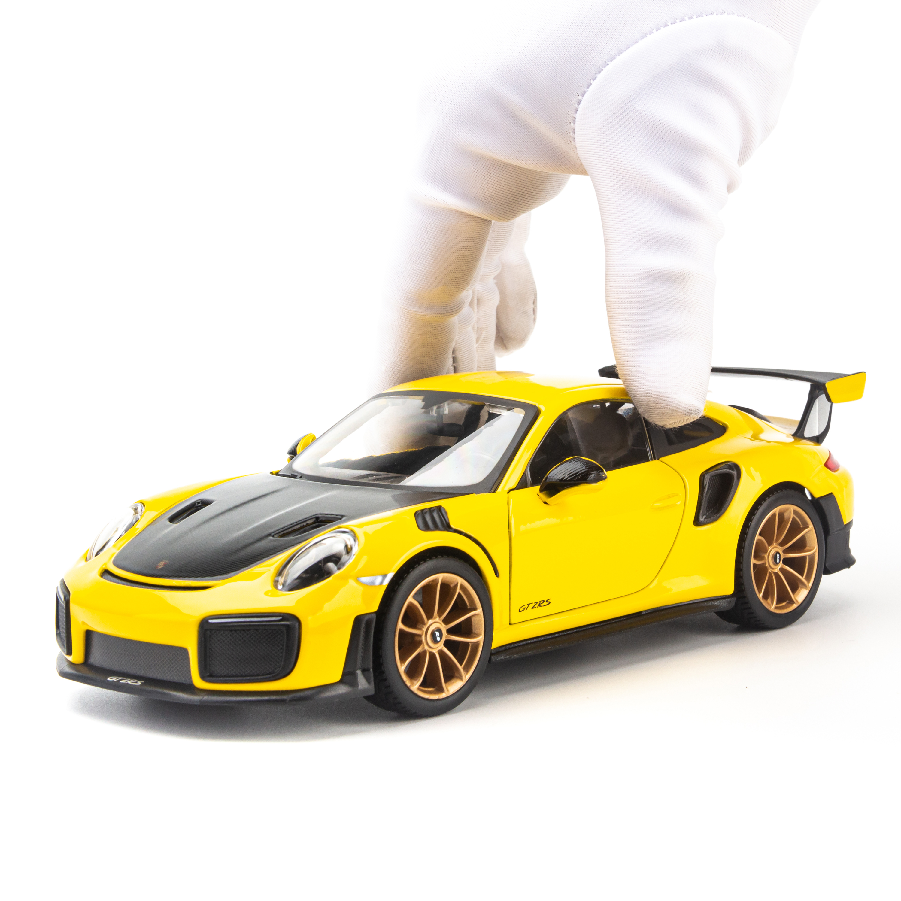 Mô hình xe Porsche 911 GT2 RS Yellow 1:24 Maisto 31523