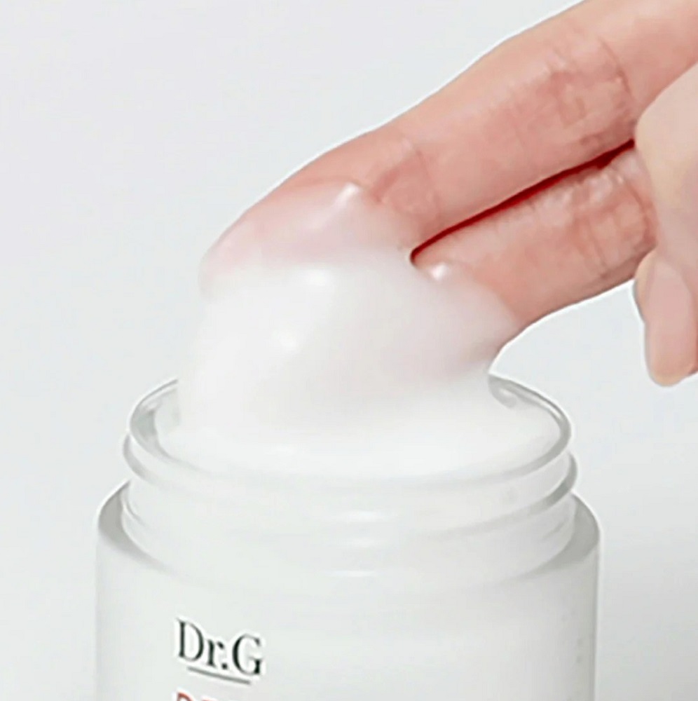 Kem Dưỡng Ẩm Hồi Phục Da Dr.G R.E.D Blemish Clear Soothing Cream 70ml + Tặng 1 Mặt Nạ Sexylook