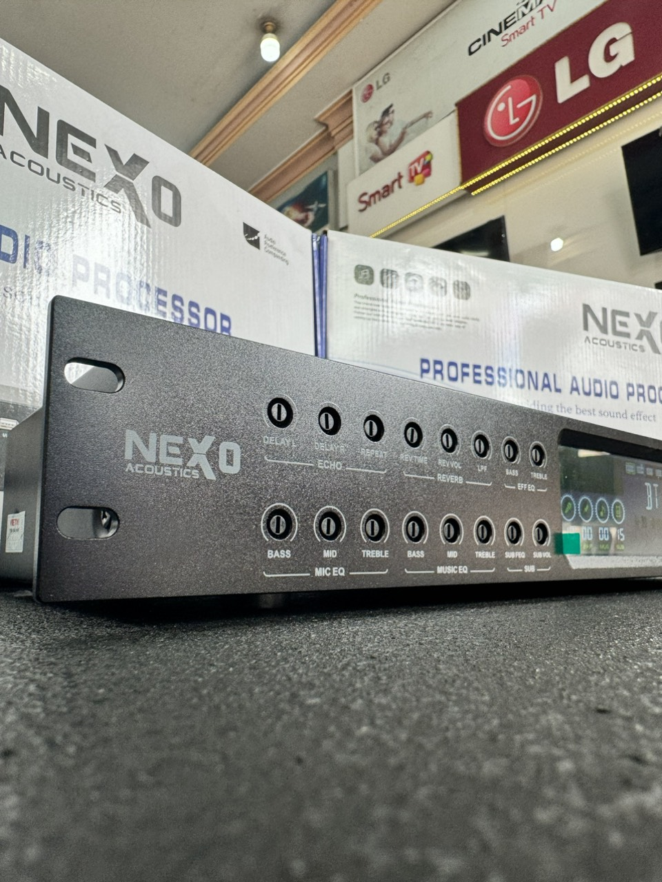Vang Cơ Lai Số NEXO VF99 - Chống Hú Tự Động Di Tần - Tích Hợp Echo - Delay - Rerverb Siêu Hay - Hàng Nhập Khẩu
