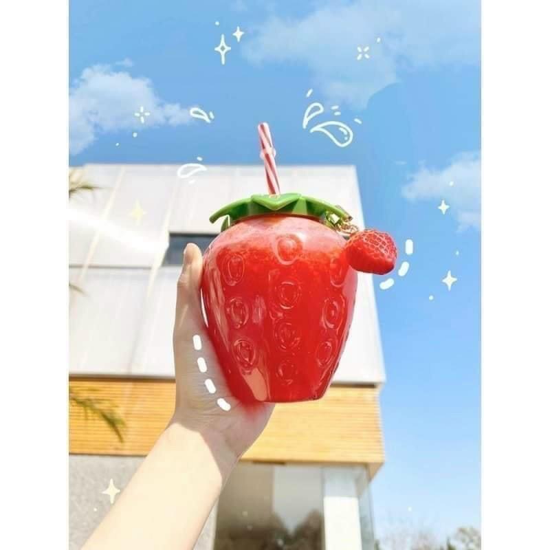 Cốc nước hình quả dâu tây kute PK