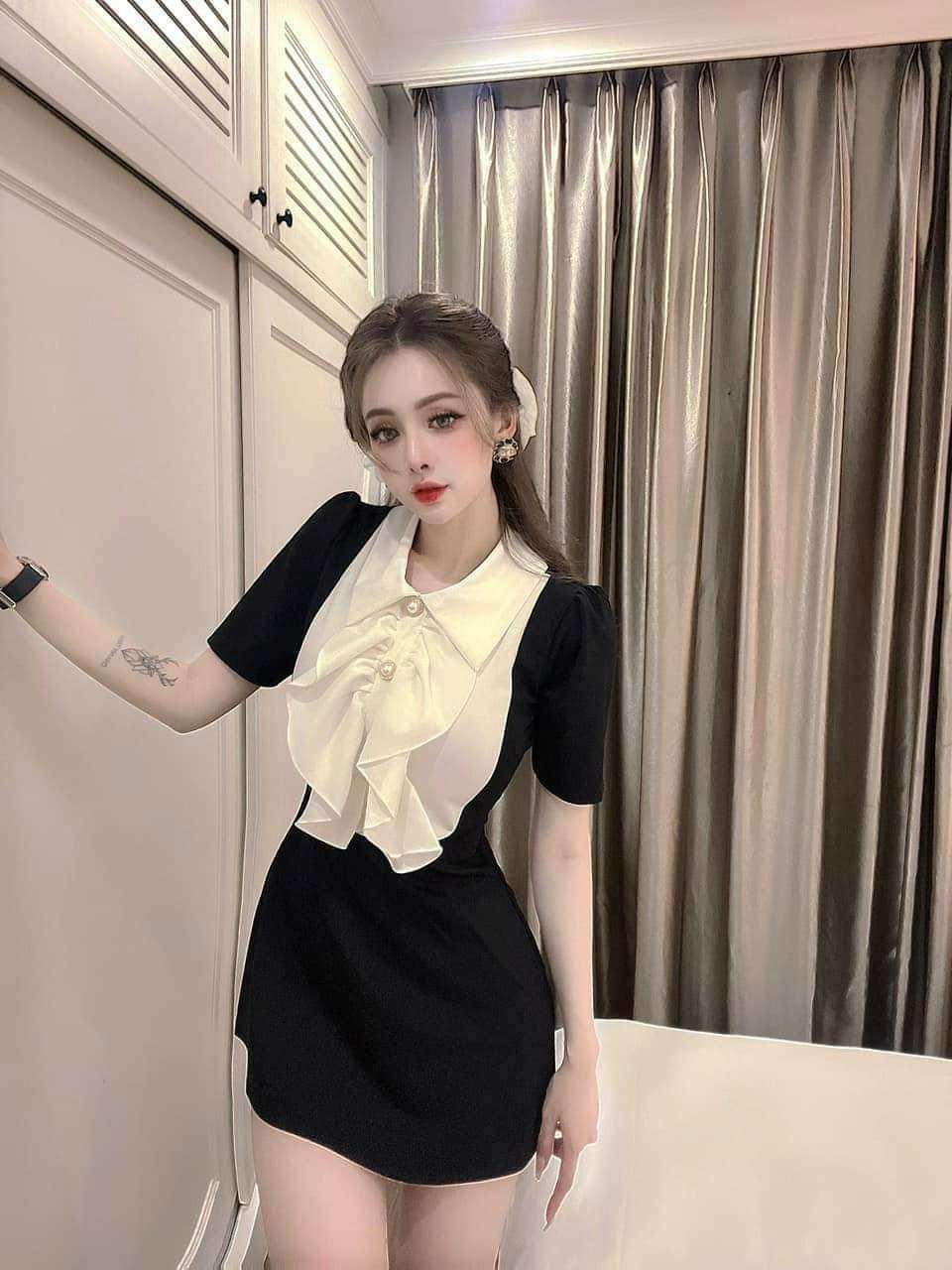 ĐẦM PHỐI CỔ XẾP BÈO