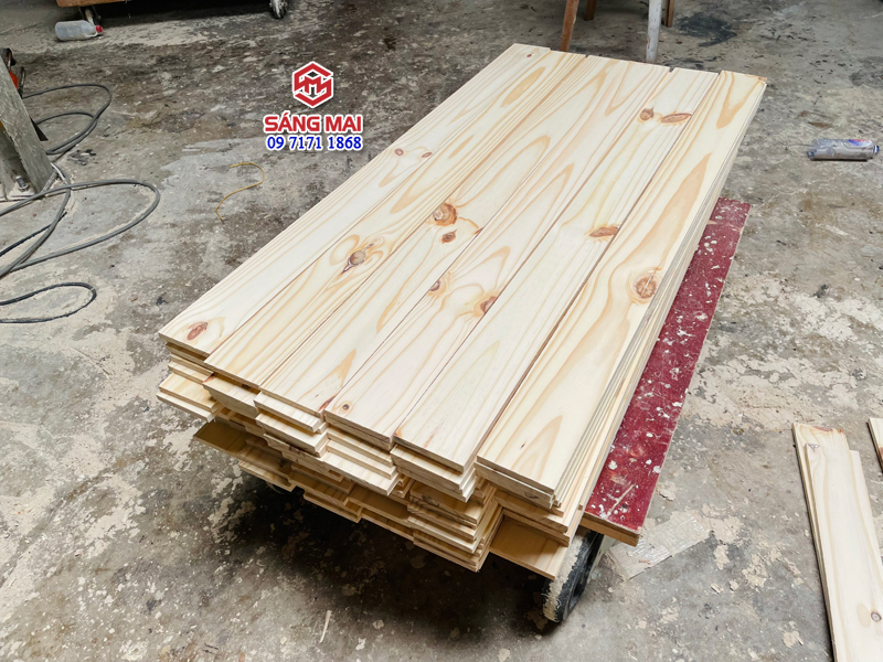 Tấm gỗ thông dày 1,2cm x mặt rộng 10cm x dài 120cm + láng mịn 4 mặt