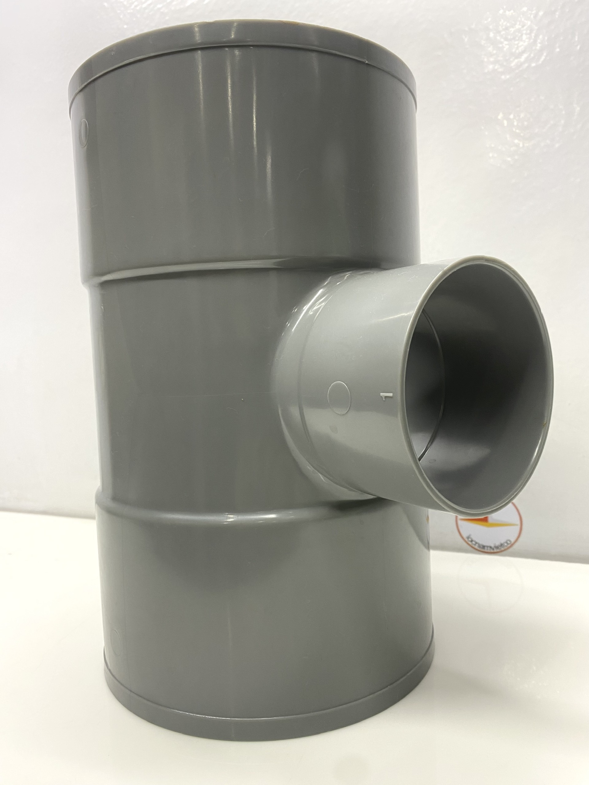 Tê giảm 220 x 114 nhựa PVC Bình Minh_ T220x114