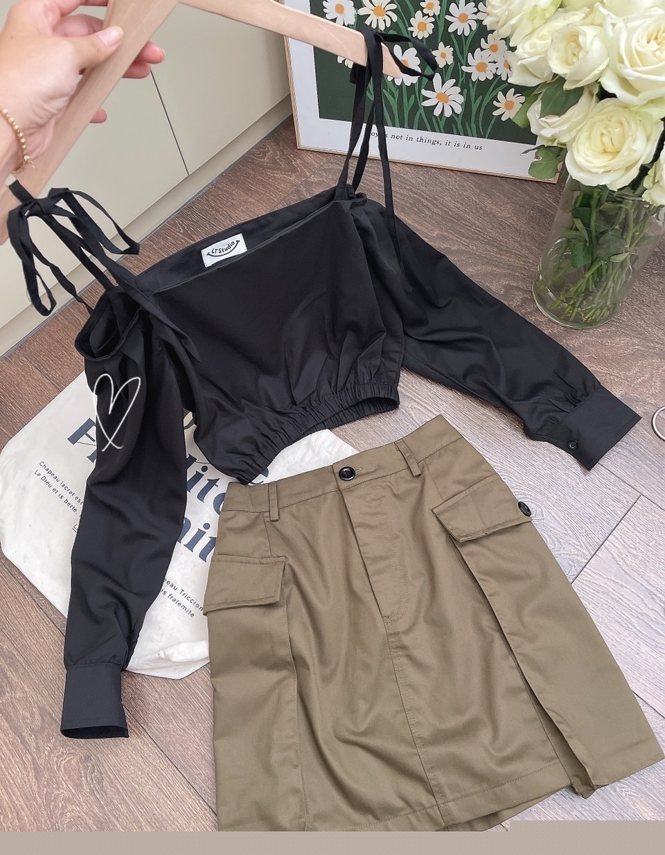ĐẦM SET ÁO TRỄ VAI 2 DÂY TAY DÀI ĐEN + CHÂN VÁY NGẮN LƯNG CAO CHỮ A ĐI TIỆC ĐI CHƠI NOEL DẠO PHỐ GIÁNG SINH ĐI BIỂN