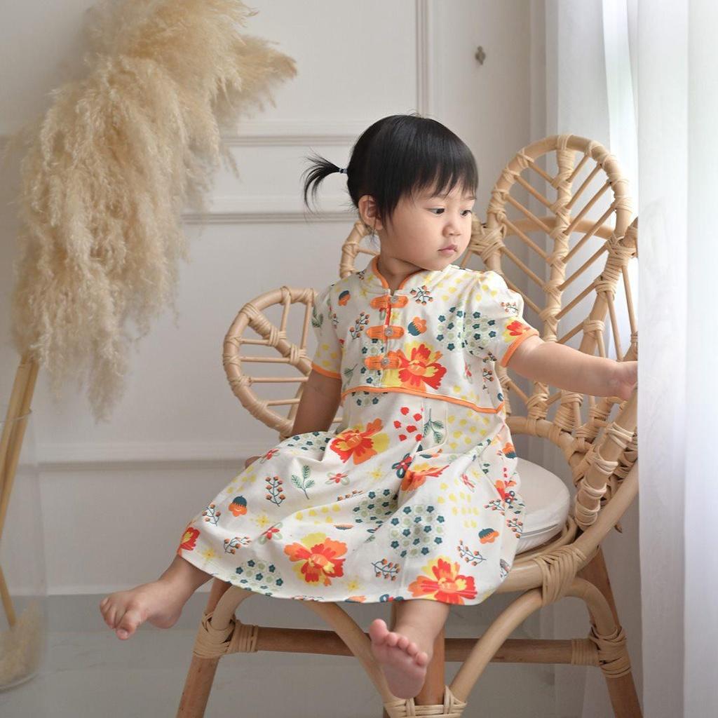 Bộ váy sườn xám cho bé gái từ 2 - 5 tuổi vải cotton họa tiết Tết Á Đông TDRS2-1651 | OETEO Abundance of Blooms