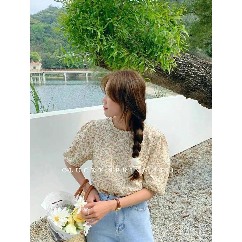 Áo hoa tay phồng nhẹ dáng chữ A