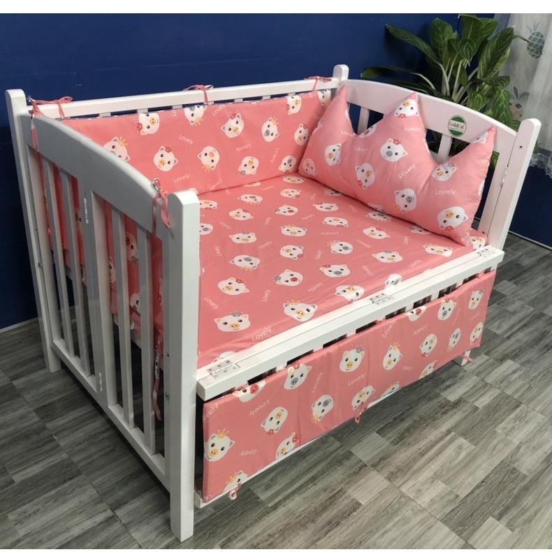 Bộ Quây Cũi Cho Bé Kèm Ga GOLDCAT QDVM Thiết Kế 1 Đầu Vương Miện, Chất Vải Thô Lụa Dùng Cho Mọi Loại Cũi