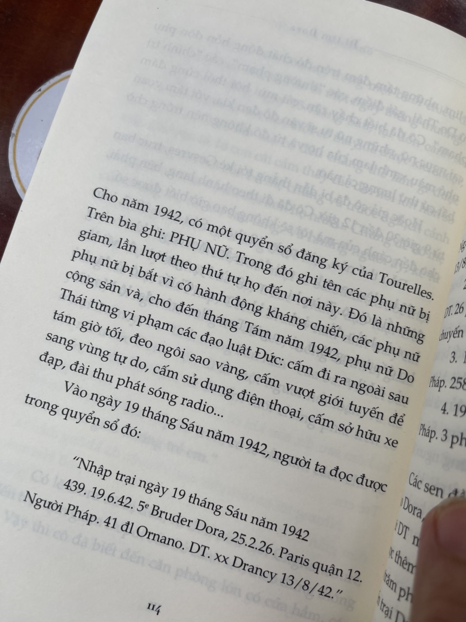 ĐI TÌM DORA – Patrick Modiano – Lâm An dịch – Nhã Nam – NXB Hà Nội