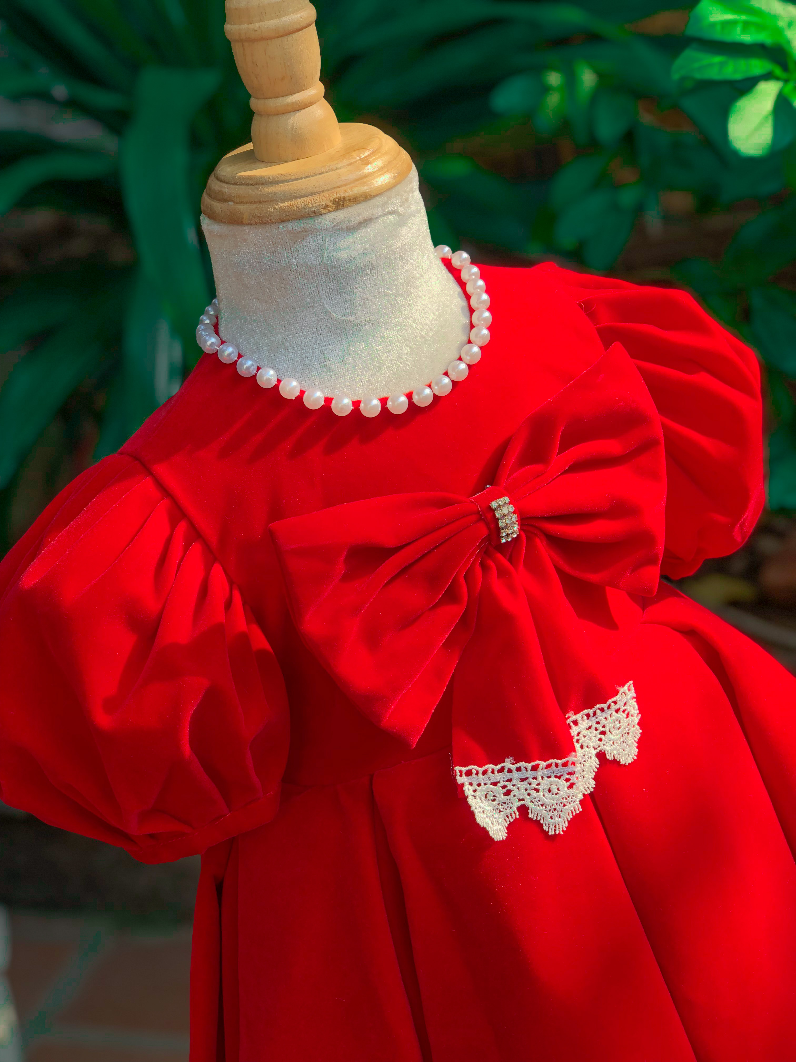 Váy nhung đỏ cho bé gái, váy Tết cho bé gái BabyShine chất nhung cao cấp, mềm mại, váy có 3 lớp mặc rất thoải mái và ấm áp, size 8kg-26kg