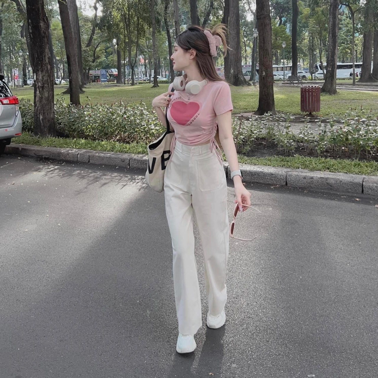 Set áo croptop rút dây 2 bên và quần túi hộp Bozip phối kaki, set đồ nữ đi chơi Ánh Dương Clothing M201