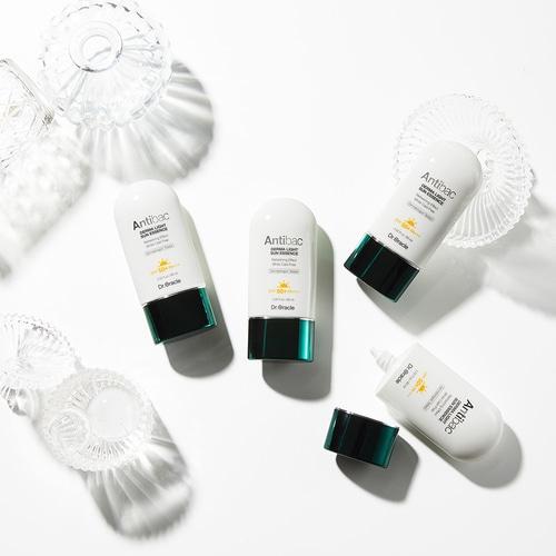 Kem Chống Nắng DR.ORACLE Derma Light Sun 60ml - SPF50+ Bảo Vệ Khỏi Tia UV & PA+++ Dưỡng Ẩm Cho Da Nhạy Cảm