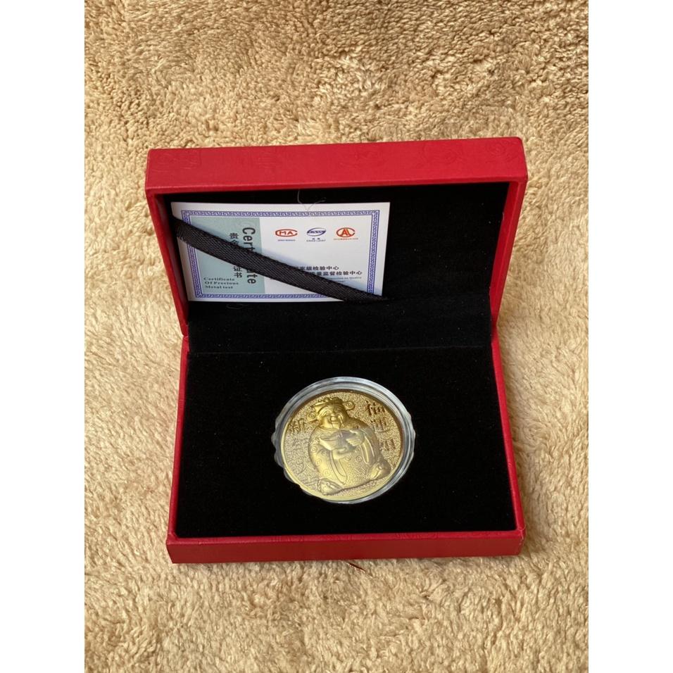 Hộp Đồng Xu Hình Thần Tài Mạ Vàng 24k Tặng Kèm Túi Xách