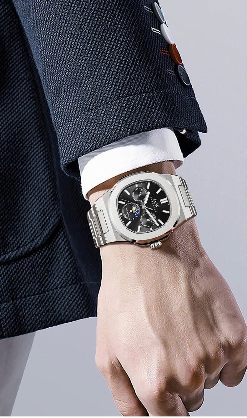 Đồng hồ nam chính hãng I&W CARNIVAL 55886G-2 mặt đen size mặt 42mm,kính sapphire ,chống nước 50m,dây thép không gỉ