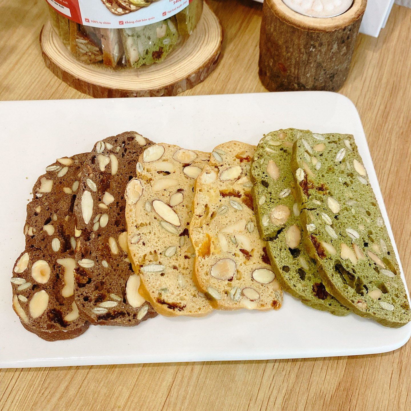 Combo 4 : Bánh ăn kiêng HAVANA - Bánh Biscotti chocolate , Bánh Biscotti Basic, Bánh Biscotti Matcha - hũ 240g