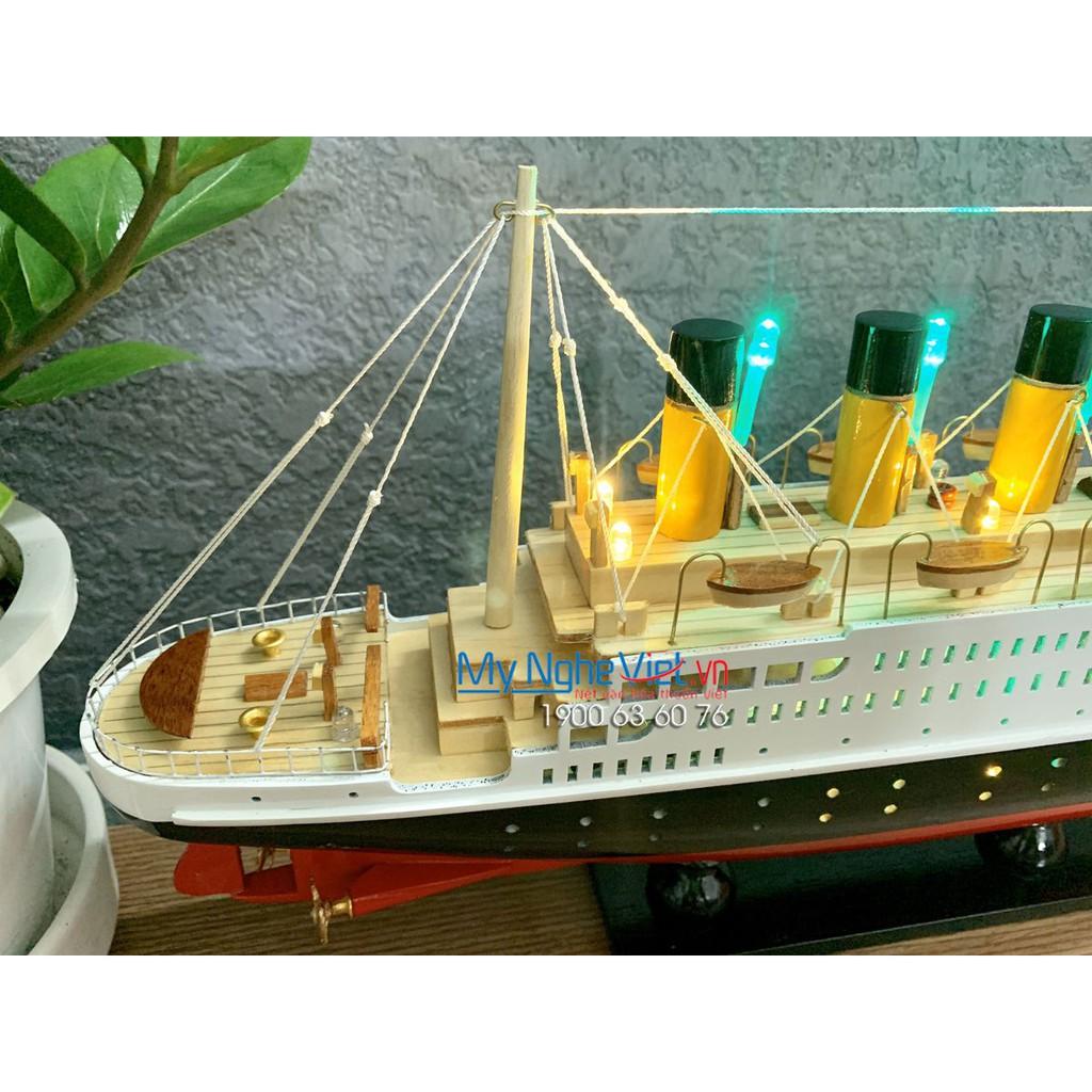 Mô hình thuyền Titanic 40cm Mỹ Nghệ Việt MNV-TB11D-40