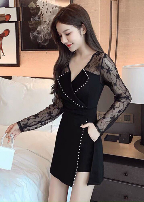 Set Bộ Đính Hạt Phối Lưới Và Quần Short Thời Trang