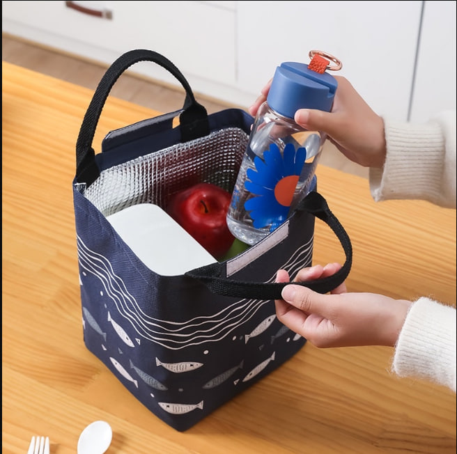 Hộp Cơm Thủy Tinh 3 Ngăn 1050 ml + Thố Canh Thủy Tinh tròn 600ml phong cách Nhật Bản cực kì tiện lợi