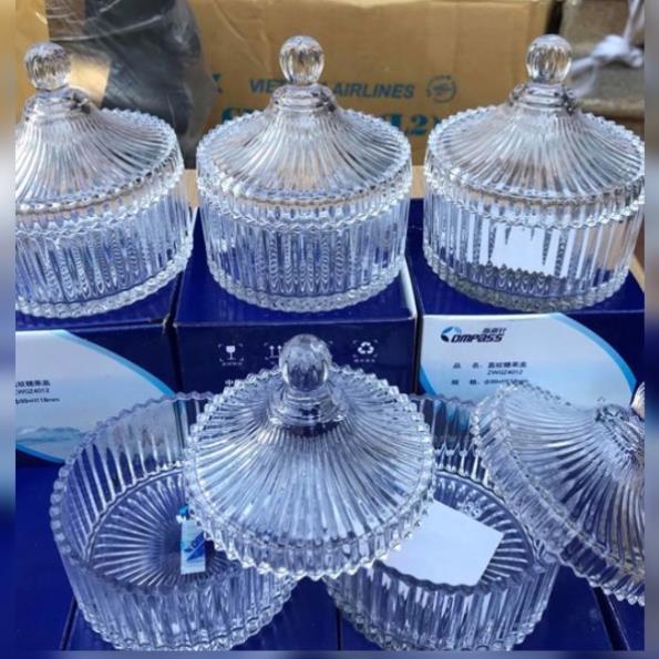Thố thủy tinh đựng bánh mứt kẹo xinh xắn