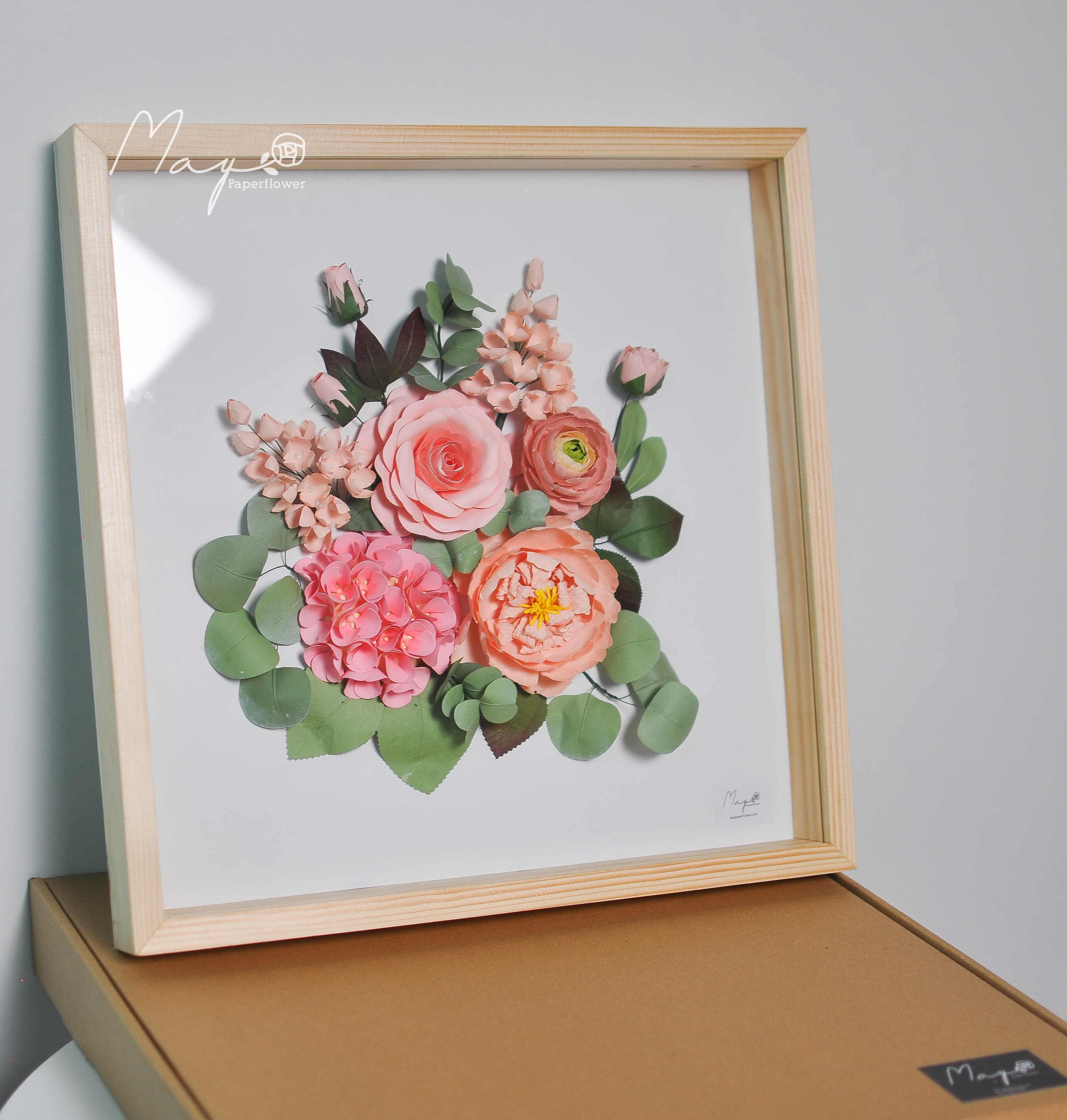 Tranh hoa giấy handmade trang trí cao cấp ROMANCE Love Valley cm - Maypaperflower Hoa giấy nghệ thuật