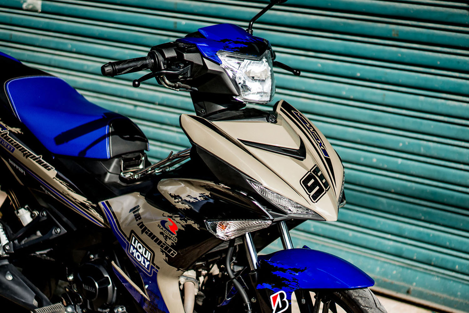 Tem trùm Exciter 150 Liquimoly