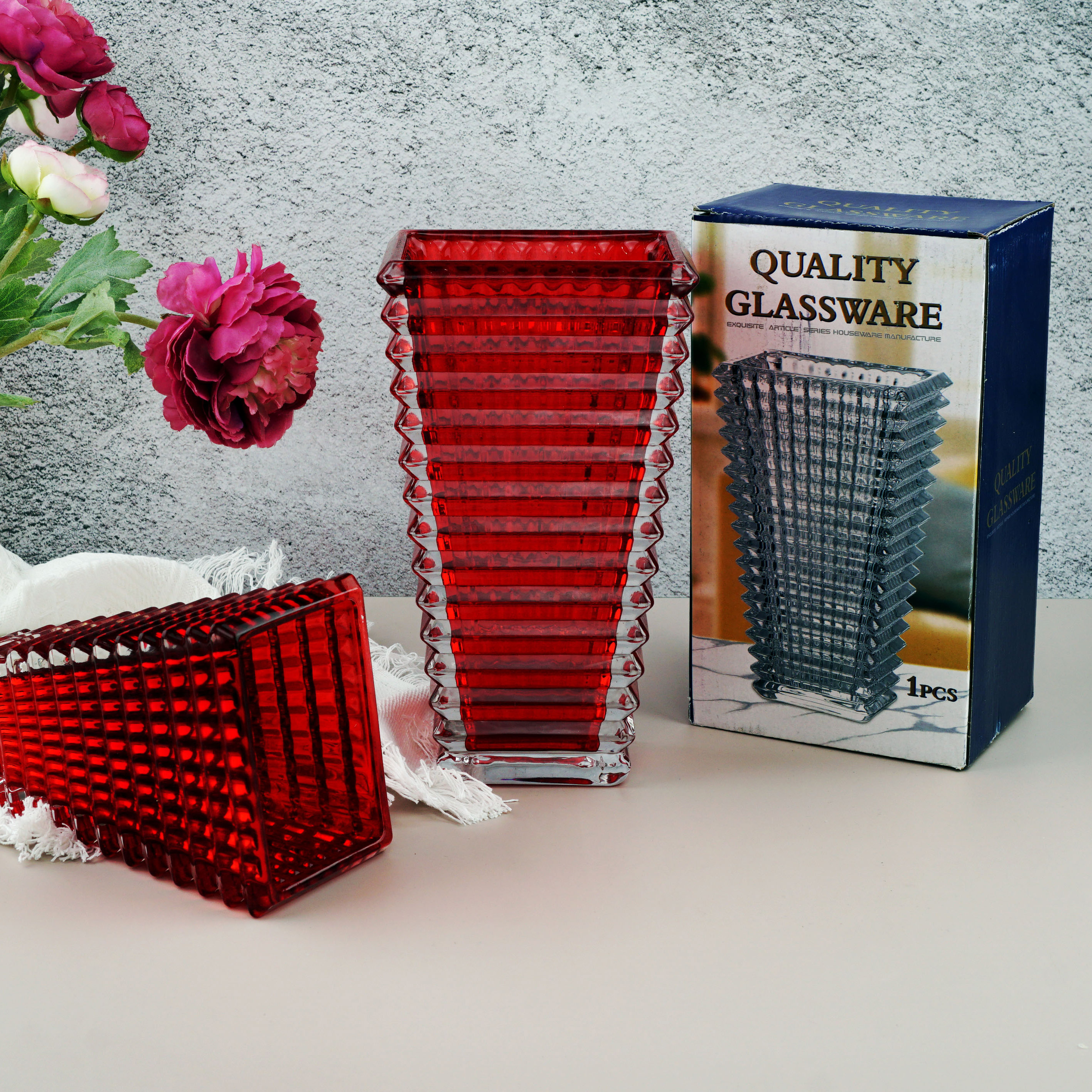 BÌNH HOA BH18D THỦY TINH CAO CẤP MÀU ĐỎ RUBY CAO 18CM
