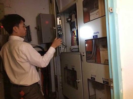 Giảm chi phí nhân sự trông coi bật tắt đèn