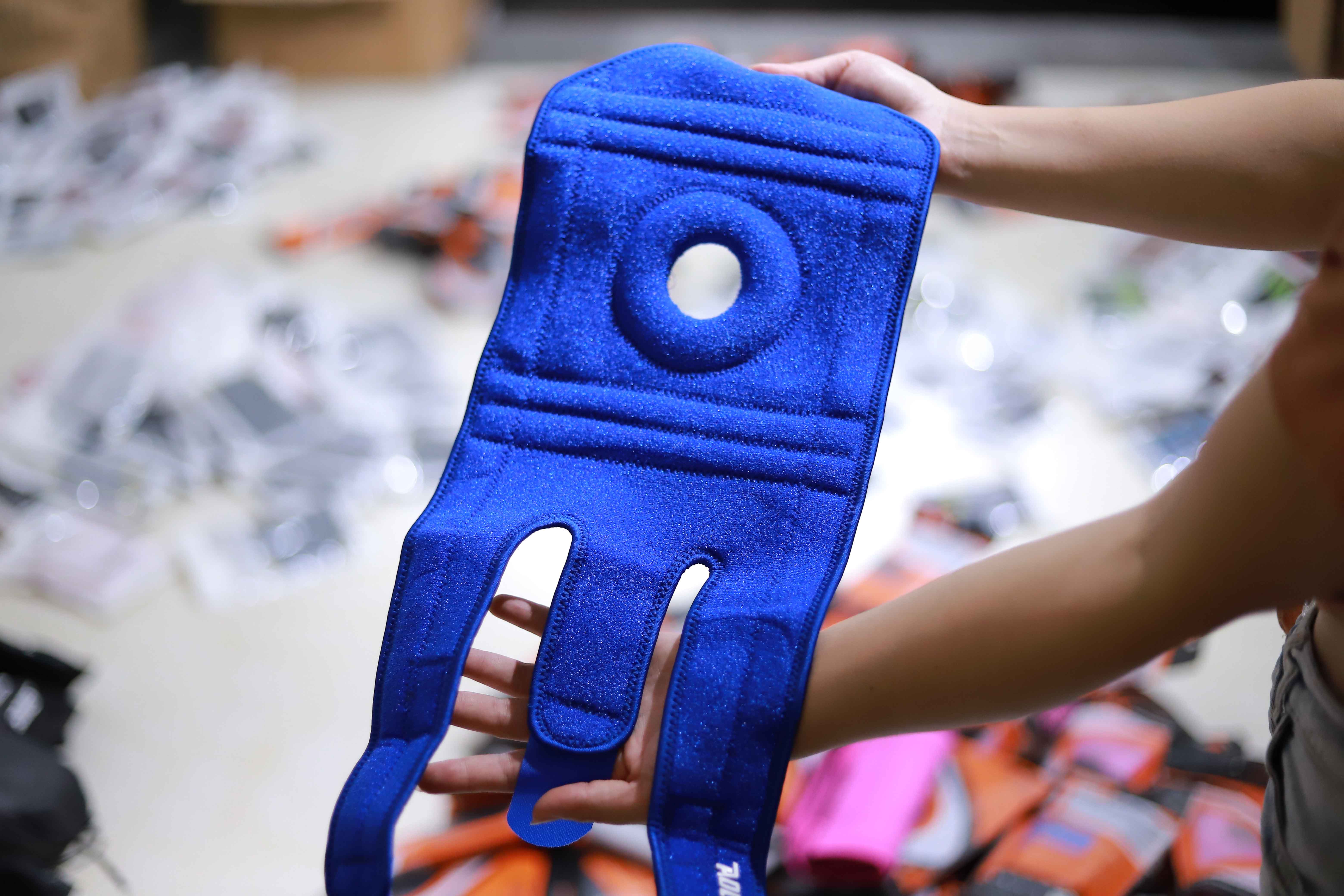 Băng Gối Aonikeen A7912 - Mẫu mã trẻ trung, phong cách thể thao, năng động