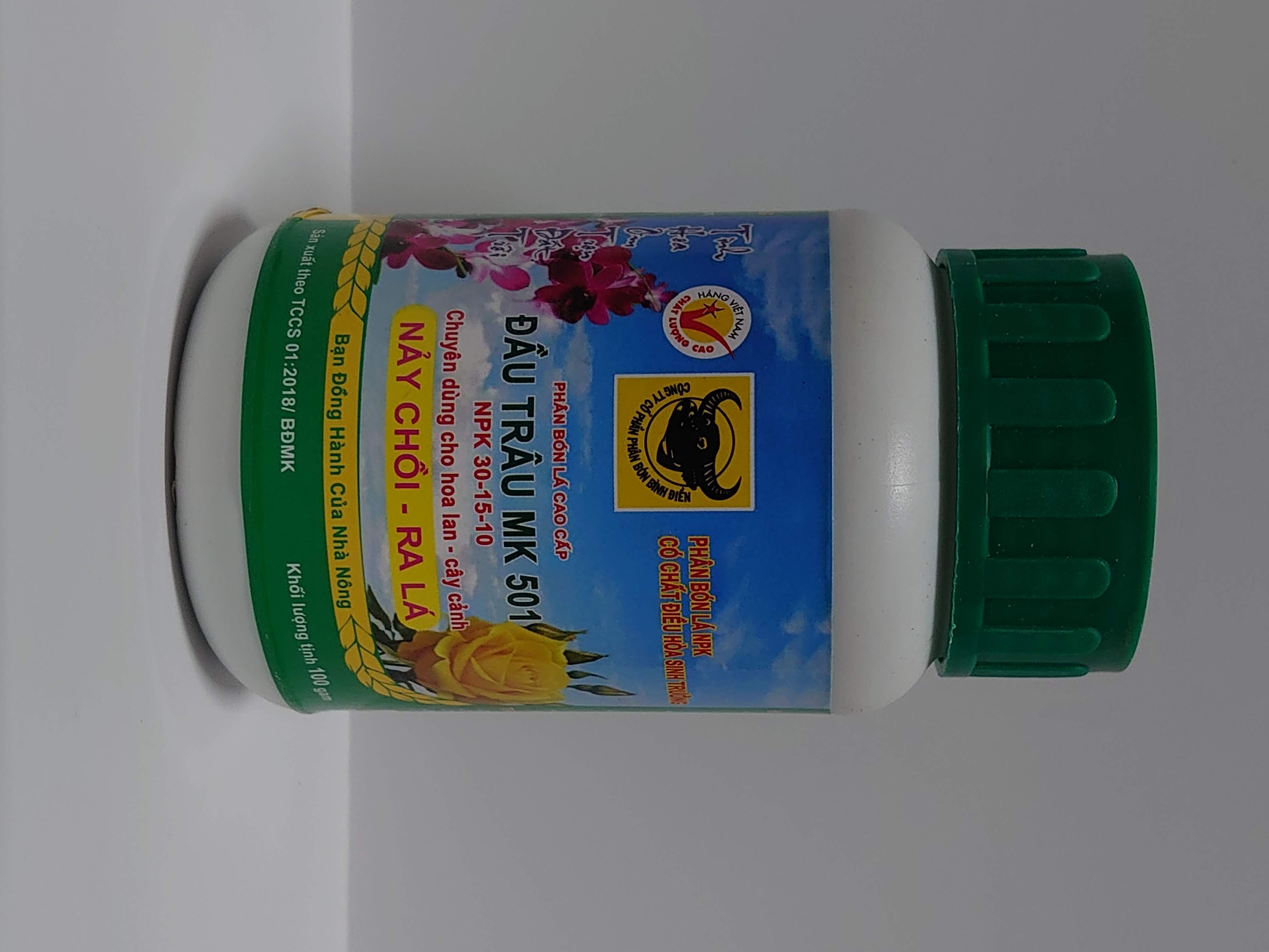 Bộ combo 3 lọ phân bón lá NPK Đầu Trâu dành cho hoa lan, cây cảnh.