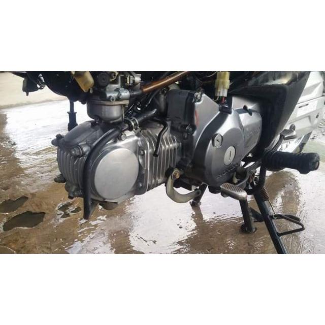 Tẩy Lốc Máy Cực Mạnh 702 1LÍT - Dung Dịch Tẩy Rửa Xe Máy Đa Năng - Tẩy Đầu Bò Kivo