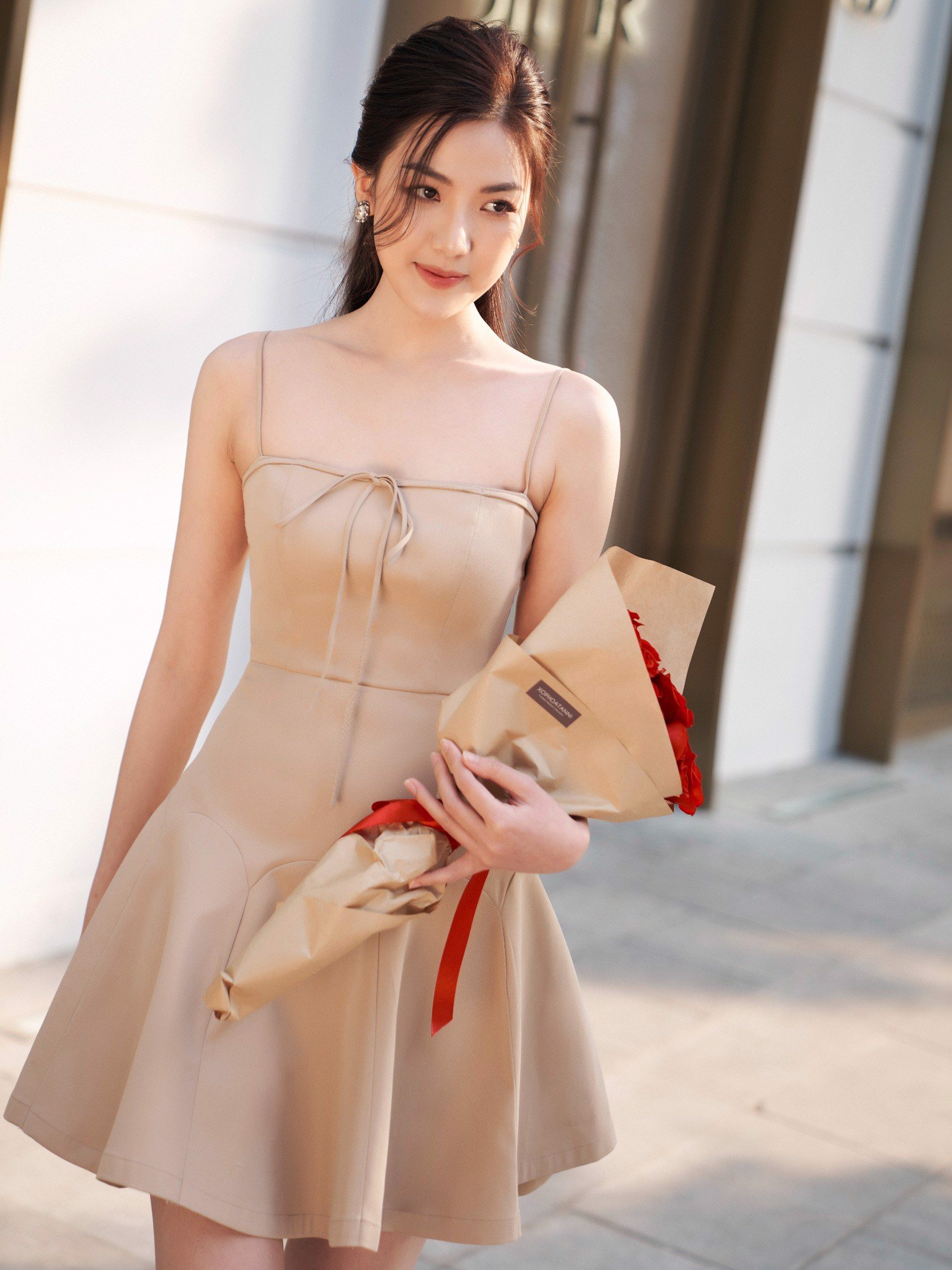 RECHIC Đầm Wena hai dây dáng ngắn phù hợp đi tiệc dạo phố