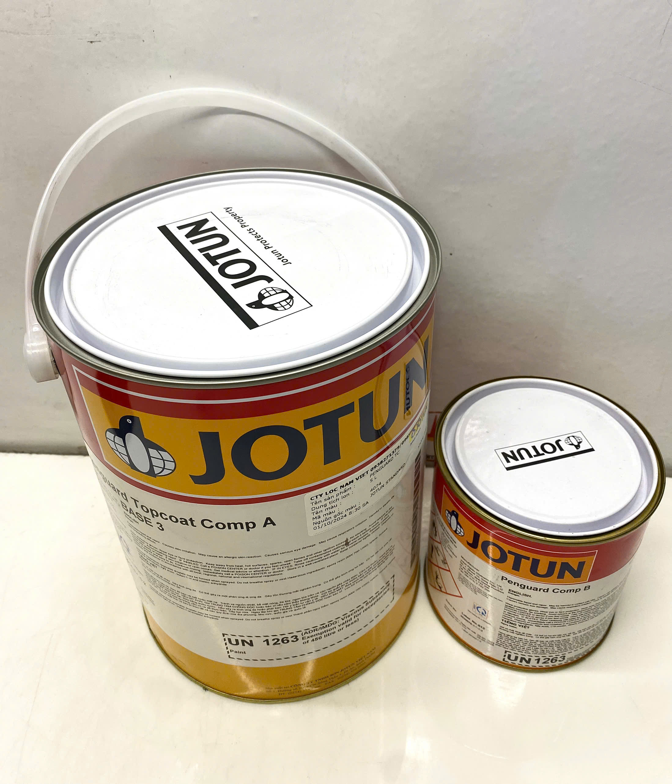 Sơn Epoxy Jotun Penguard Topcoat base 3 màu xám - Grey 4074 _5L/bộ