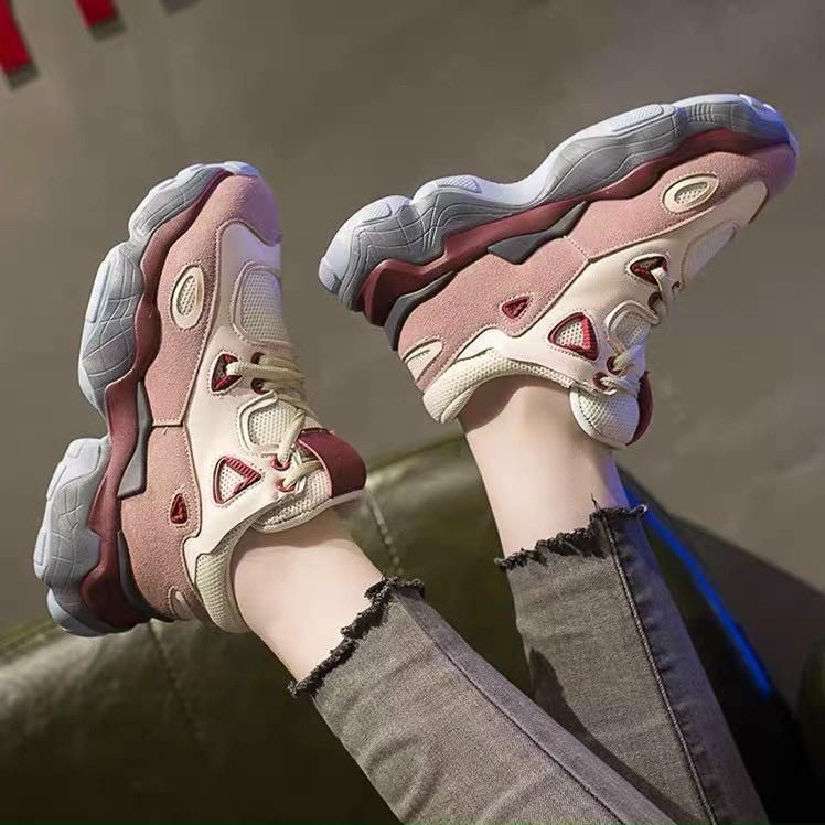 Giày Sneakers Nữ, Giày Thể Thao Nữ Đế Độn 3cm Lượn Sóng Màu Kem Cá Tính
