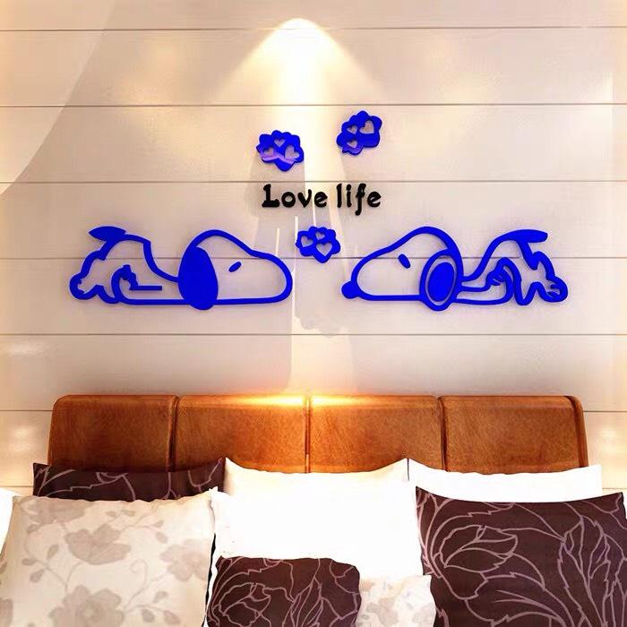 Decal dán tường 3D nổi hình chú cún Snoopy với nhiều màu sắc bắt mắt, trang trí phòng ngủ thêm xinh, decor góc học tập