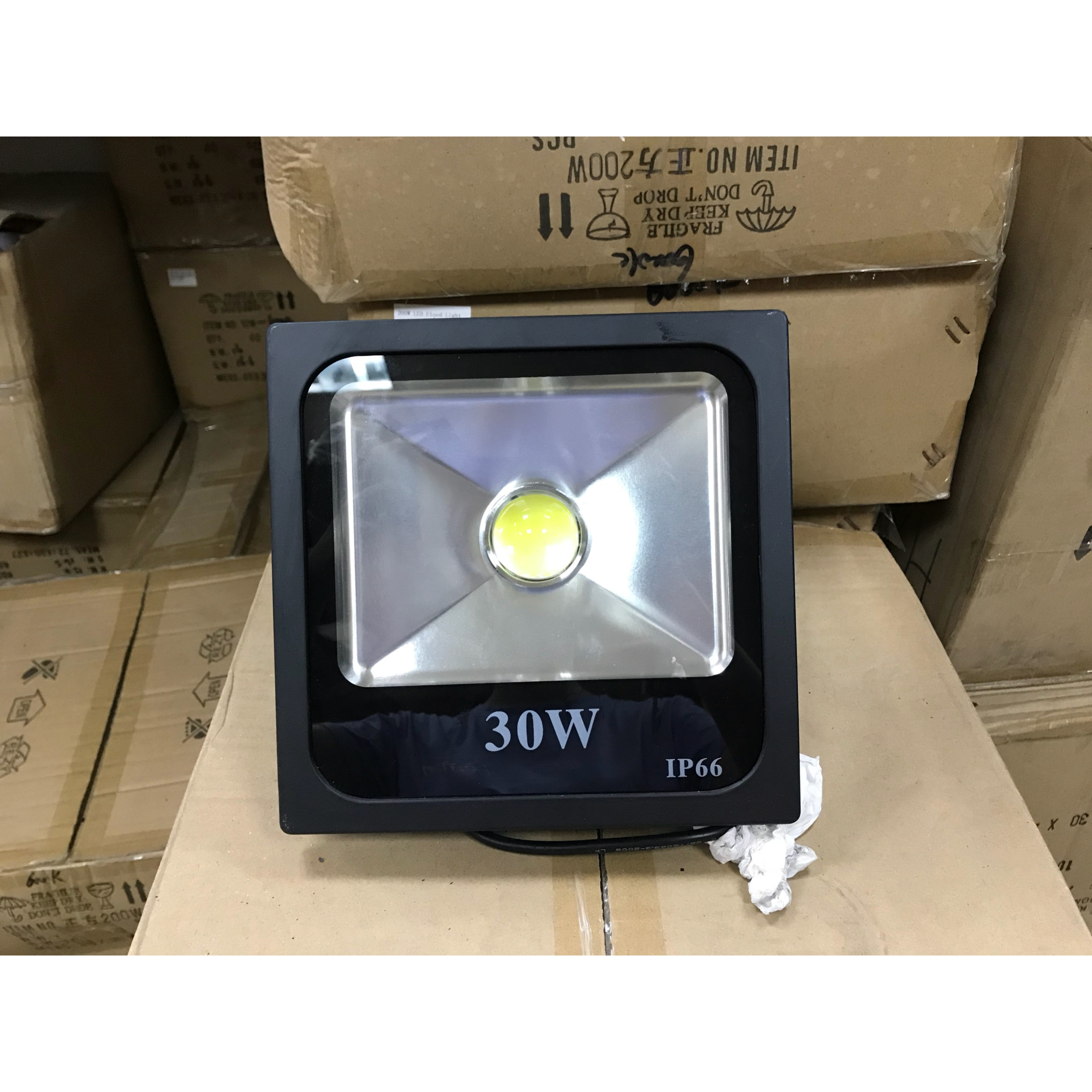 Đèn pha led mắt cầu công suất 30w