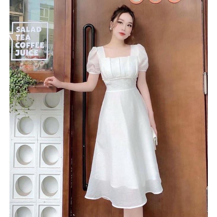 Đầm trắng cổ vuông tay phồng xếp li ngực Kenny Dress