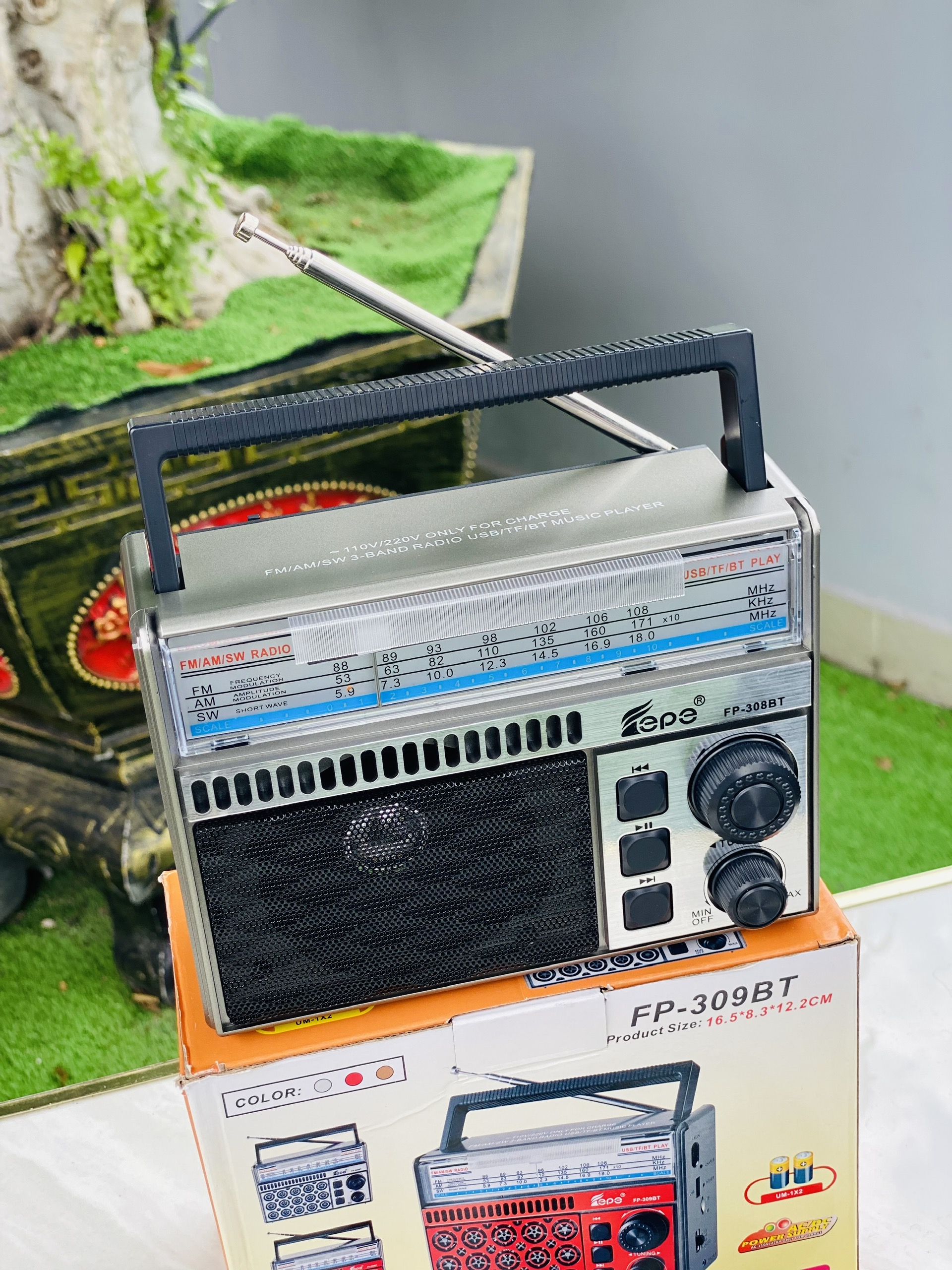 Đài Radio FM FP 309BT Trải nghiệm âm thanh sống động với công suất 5W, kết nối Bluetooth, USB, TF, AUX ,đèn LED pin sạc quà tặng ông bà cha mẹ ý nghĩa hàng nhập khẩu