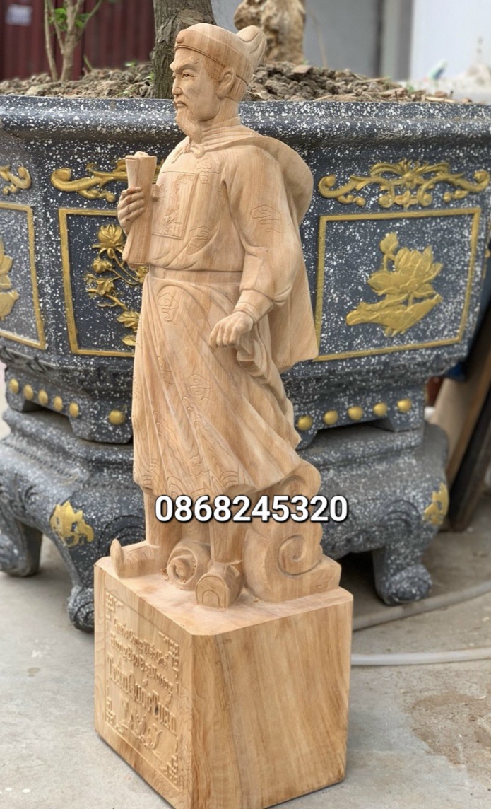 Tượng điêu khắc trần quốc tuấn ,trần hưng đạo vương bằng gỗ ngọc am thơm phức kt cao 90×27.5×28cm