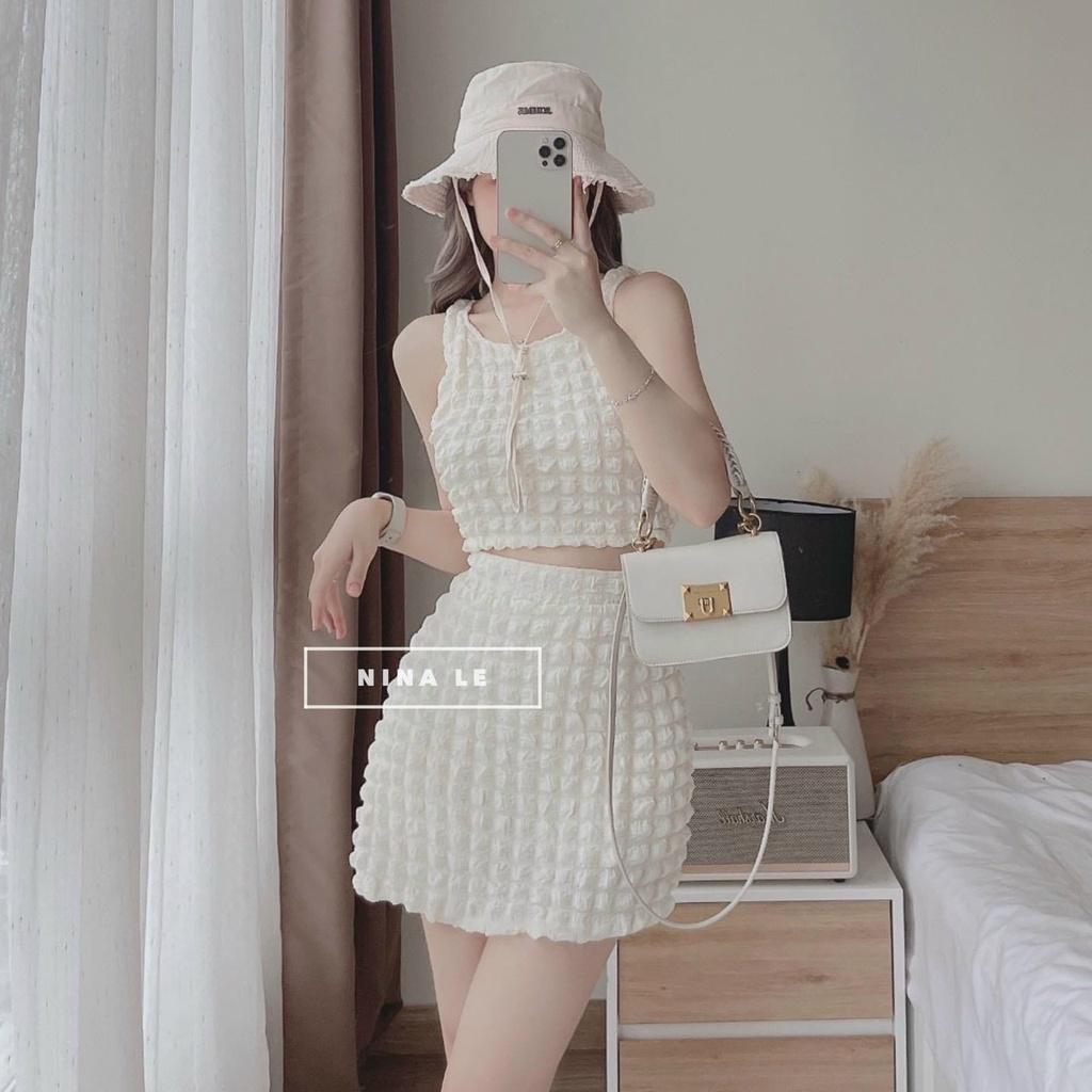 Sét áo 3 lỗ cổ tròn phom ngắn kèm chân váy